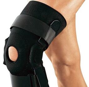 V primeru artroze je treba oboleli kolenski sklep popraviti z ortozo